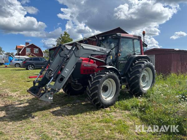 Traktor Valtra 6850-4