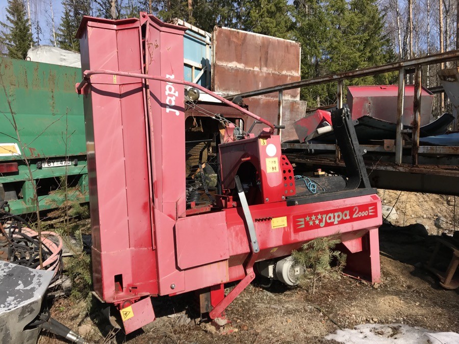 El- och hydrauldriven Vedmaskin Japa 2000
