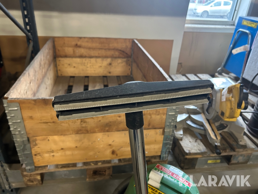 Dammsugare Hitachi WDE 1200