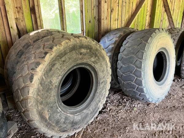 Entreprenaddäck 23,5 R25