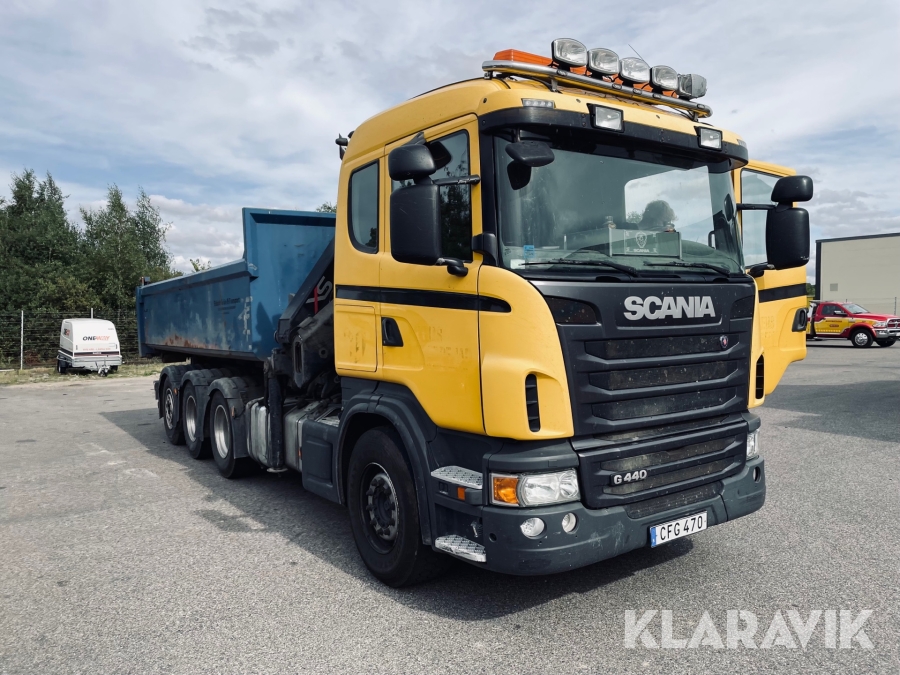Lastväxlare Scania R440 8x2 med kran