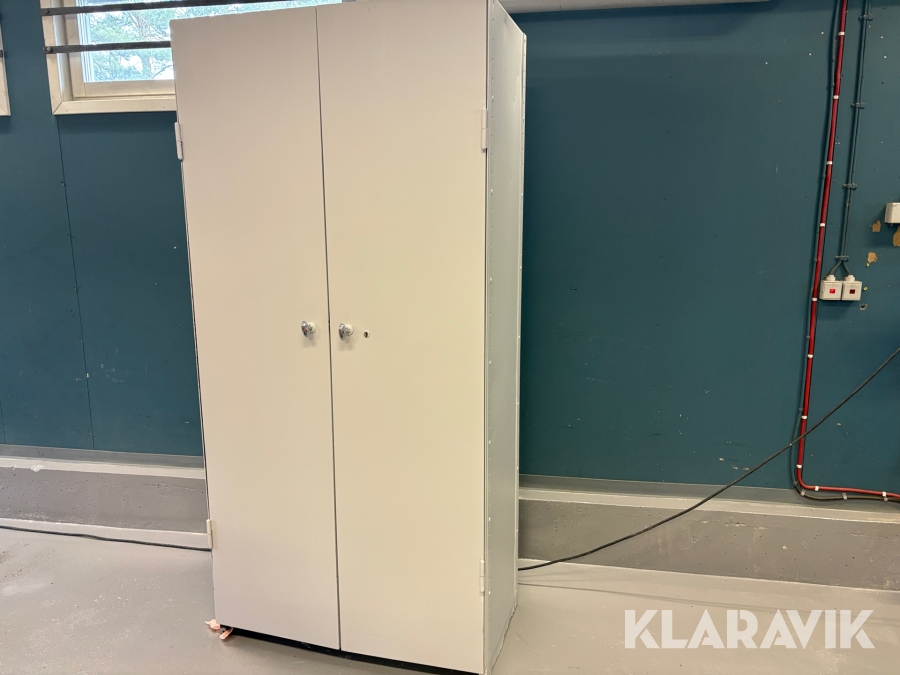 Industriskåp 2st