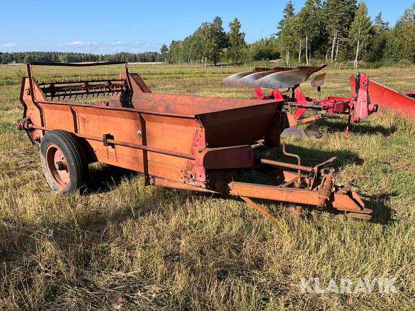 Gödselspridare IH S125A