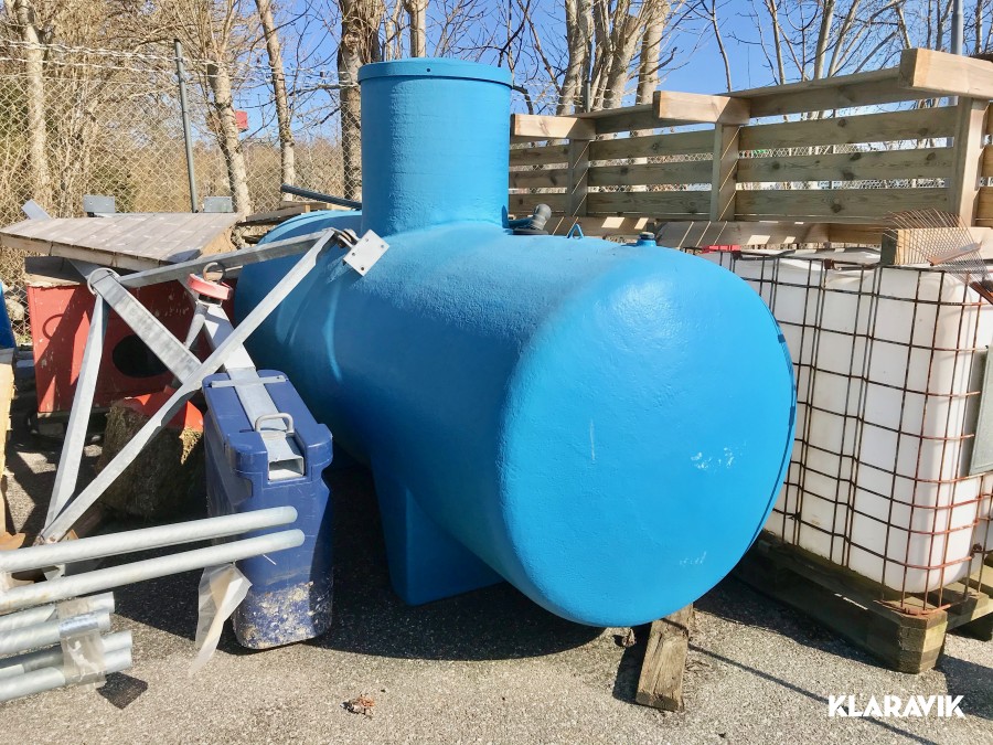 Glasfibertank 3000 liter 