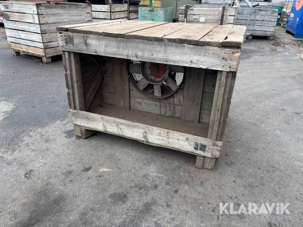 Fläkt med tillhörande låda