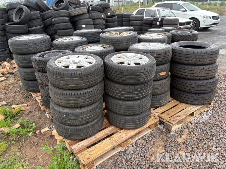Däck och fälgar 21 set Volvo,BMW, Ford, VW & KIA Vinter och sommardäck 2-8 mm