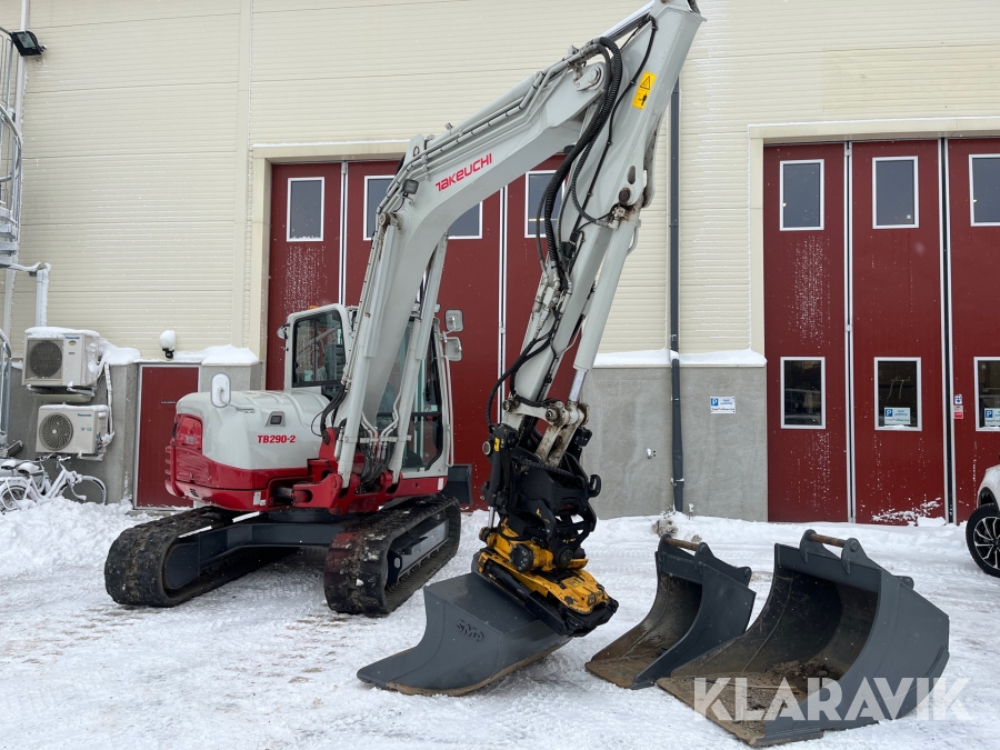 Grävmaskin Takeuchi TB290-2 med redskap