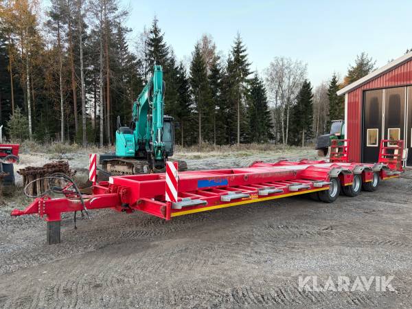 Skogsmaskintrailer Chieftain med 30 tons lastvikt 3-axlad