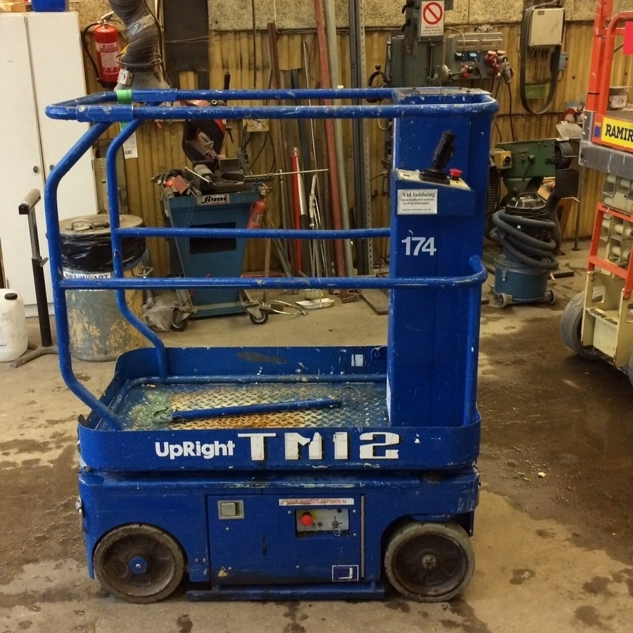 Saxlift Pelarmodell El i Umeå