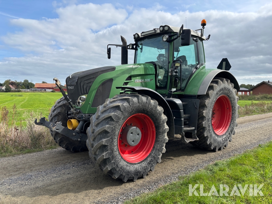 Traktor Fendt 936 Vario  med frontlyft och GPS