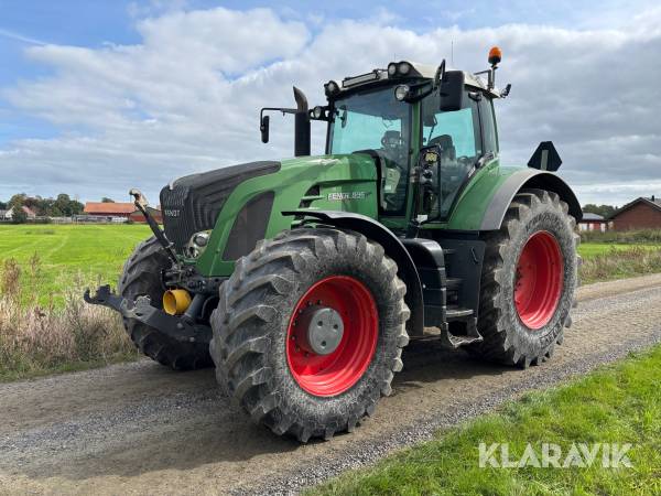 Traktor Fendt 936 Vario  med frontlyft och GPS
