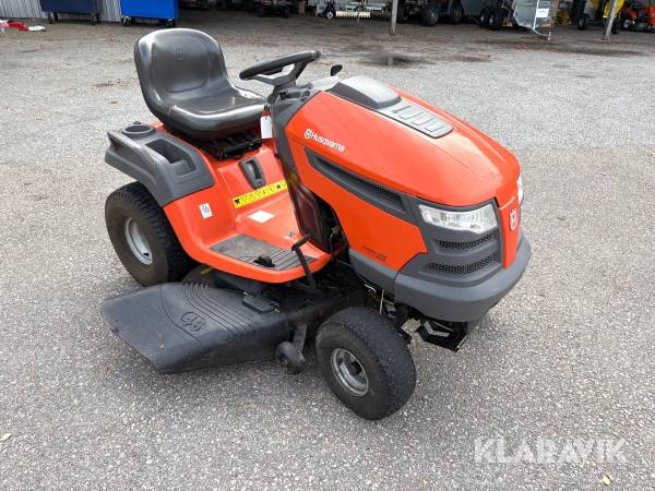 Åkgräsklippare Husqvarna YTH200 Twin