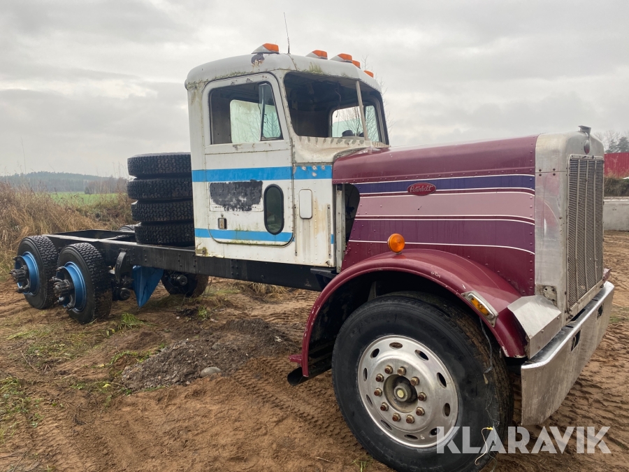 Lastbil chassi Peterbilt 359