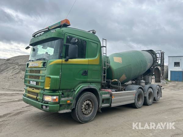 Betongbil Scania R144 8x4