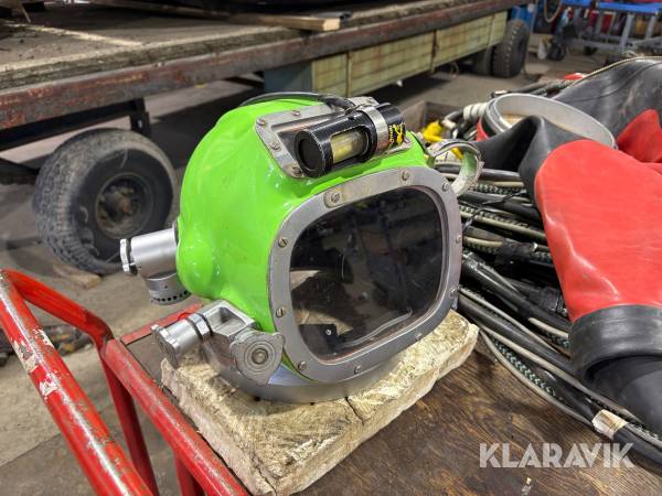 Dykhjälm och torrdräkt Dive Dynamics AH3