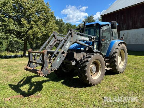 Traktor New Holland TS110 - Med frontlastare