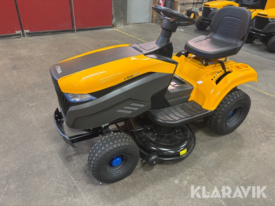 Åkgräsklippare Stiga SDST 98 Li eRide