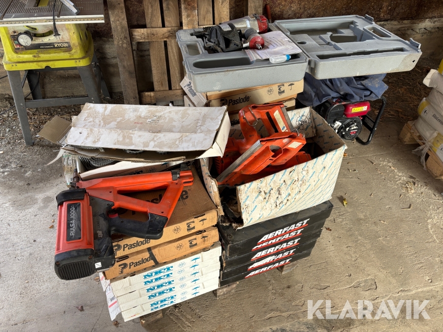Spikpistoler Paslode Impulse IM 350/90 CY & Spit Pulsa 1000 & Meek Tools och spik