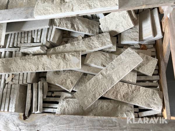 Natursten granit Varierande storlekar ca 25 kvm