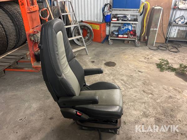 Förarstol Volvo med fläkt