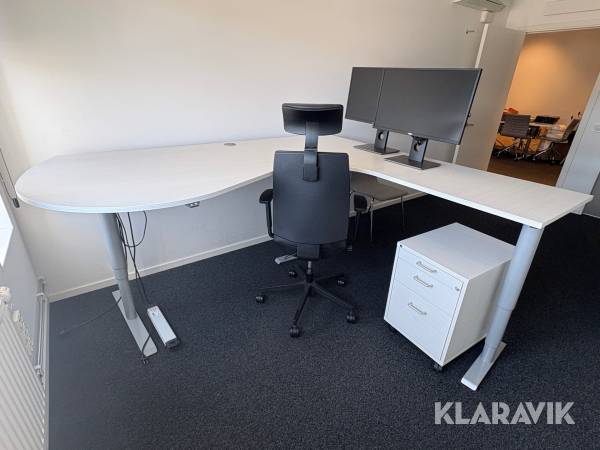 Kontorsmöbler (kit) skrivbord, hutsch och stol