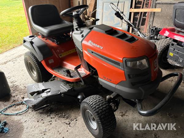 Åkgräsklippare Husqvarna TS 238