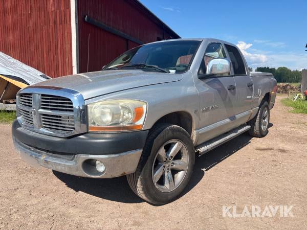 Pickup Dodge RAM 1500 Quad Cab