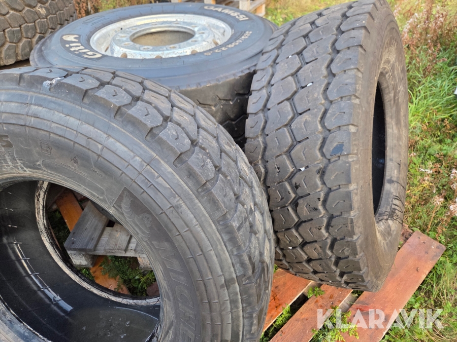 2 kompletta hjul och 2 lösa däck 385/65R22.5 Giti & Michelin