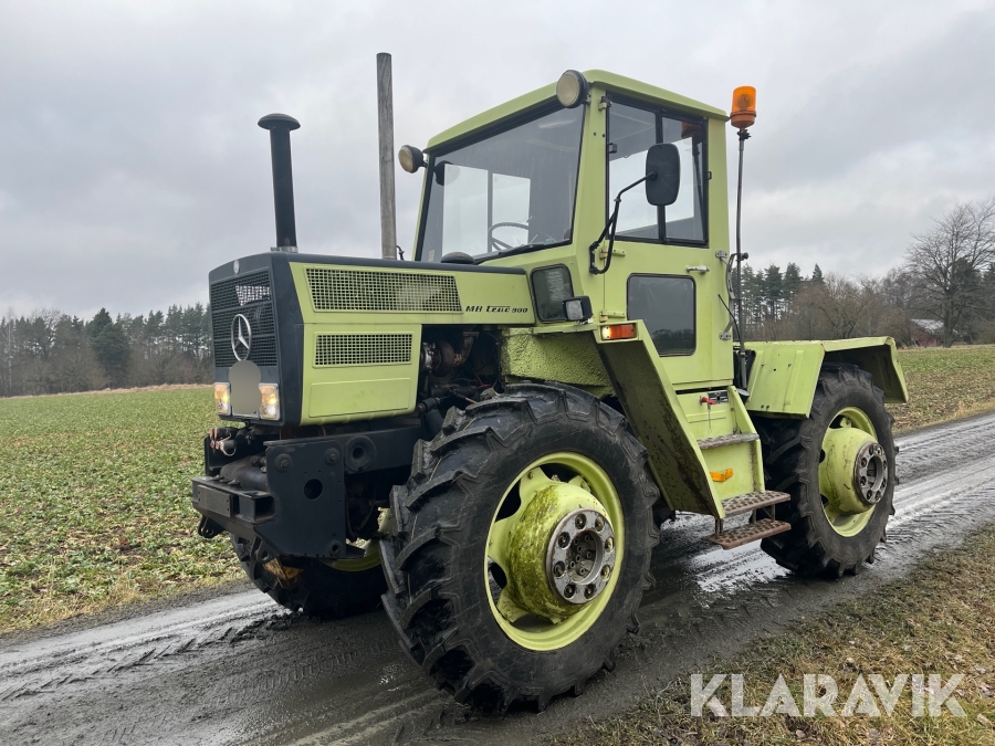 Traktor Mercedes-Benz MB Trac 900