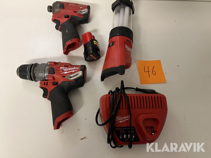Skruvdragare och oljedämpad slagskruvdragare Milwaukee M12 FPDX,M12 FQID