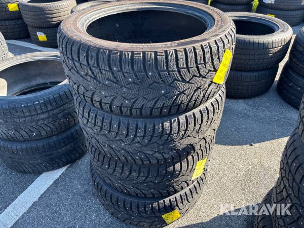 Vinterdäck Toyo 225/45-17