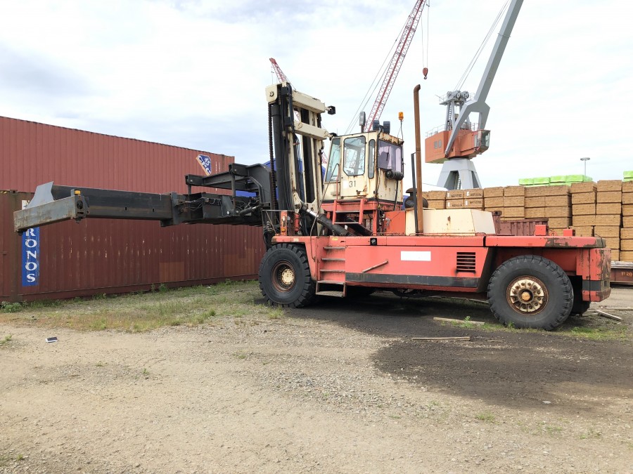 Containertruck Kalmar (Reparationsobjekt)