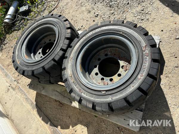 Truckdäck Solideal 28*12,5-15 2 st