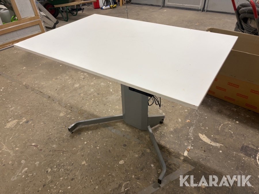 Höj & sänkbart skrivbord 1200x800mm
