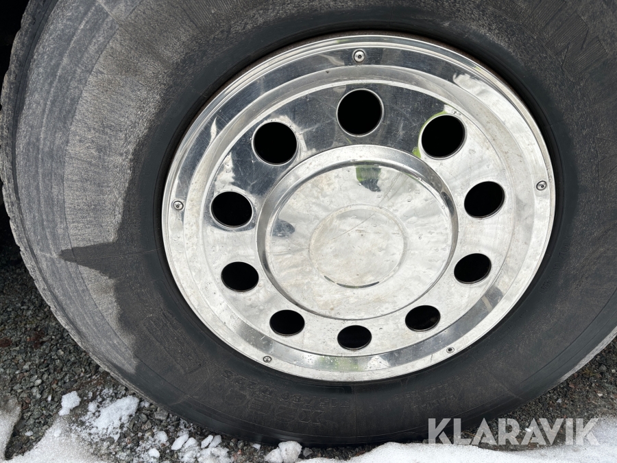 Rostfria Navkapslar till 22,5 tums lastbils hjul 6 st