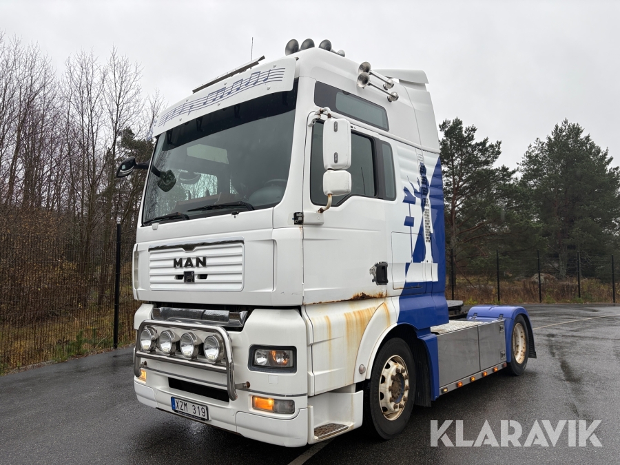 Lastbil Dragbil MAN TGA 18.440 4X2
