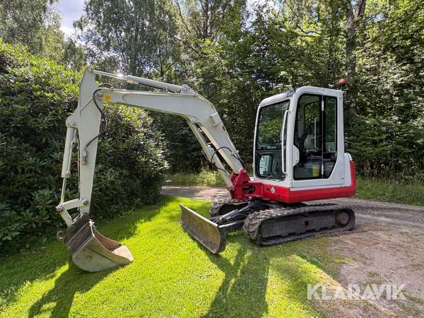 Grävmaskin Takeuchi TB135