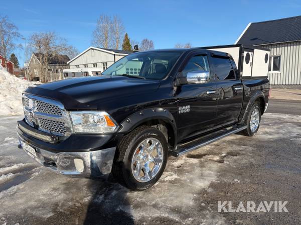 Pickup Dodge Ram 1500 Crew Cab V8 HEMI 4x4 TorqueFlite, 395hk