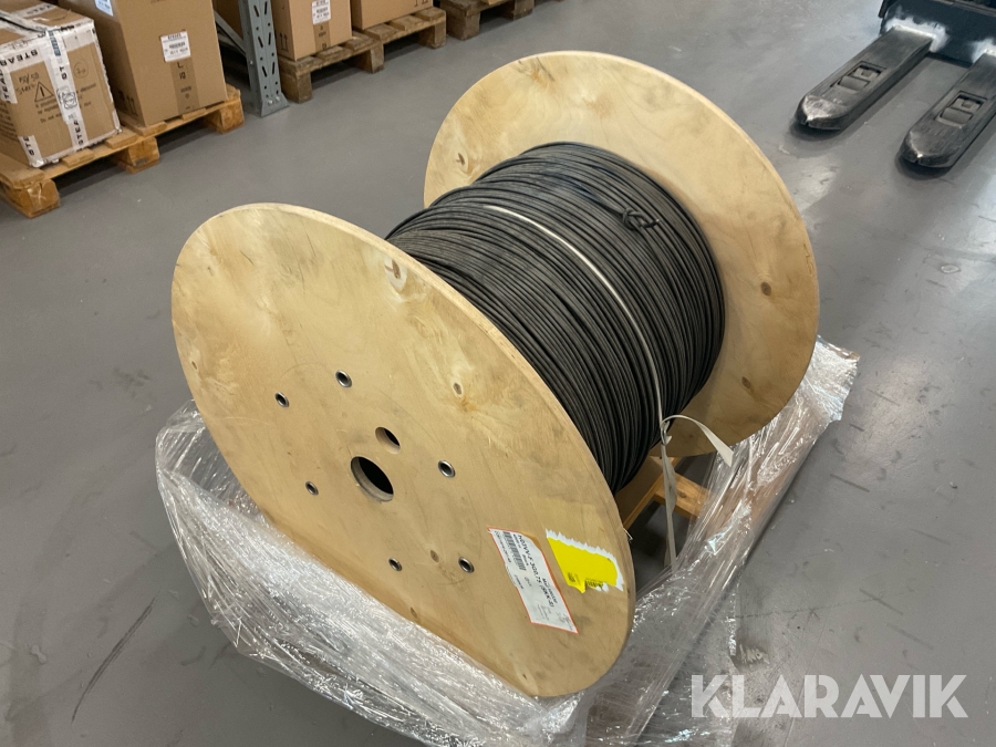 Kabeltrumma med kabel 3x0,75