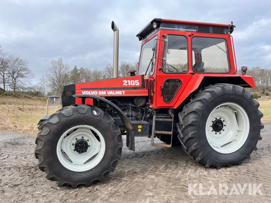 Traktor Valmet 2105