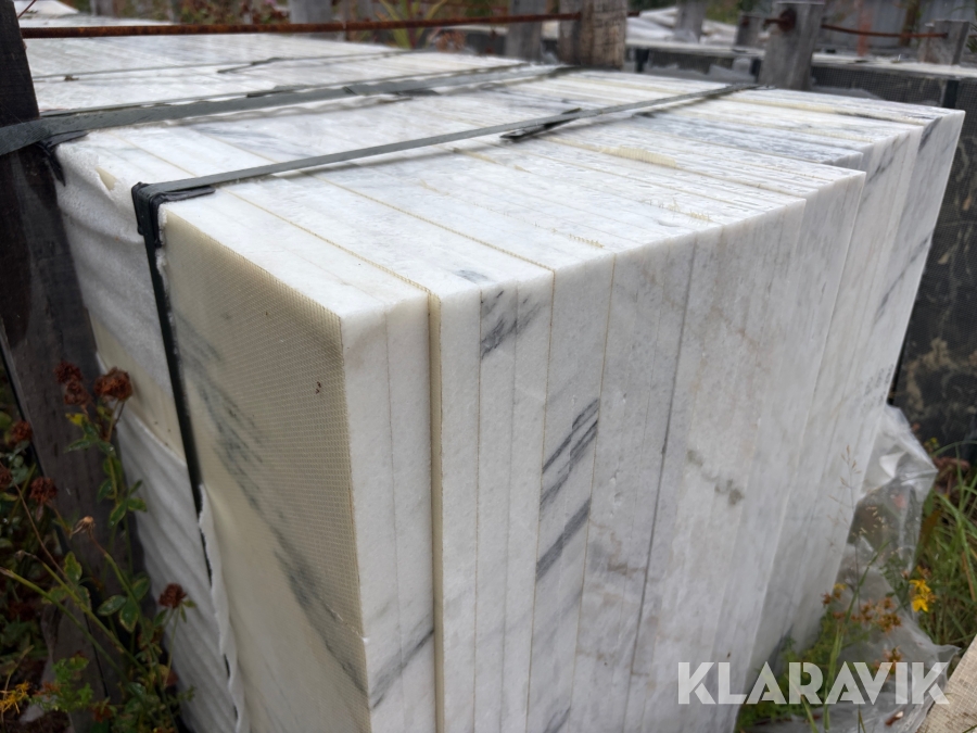 Bänkskivor i marmor Carrara ca 56 st