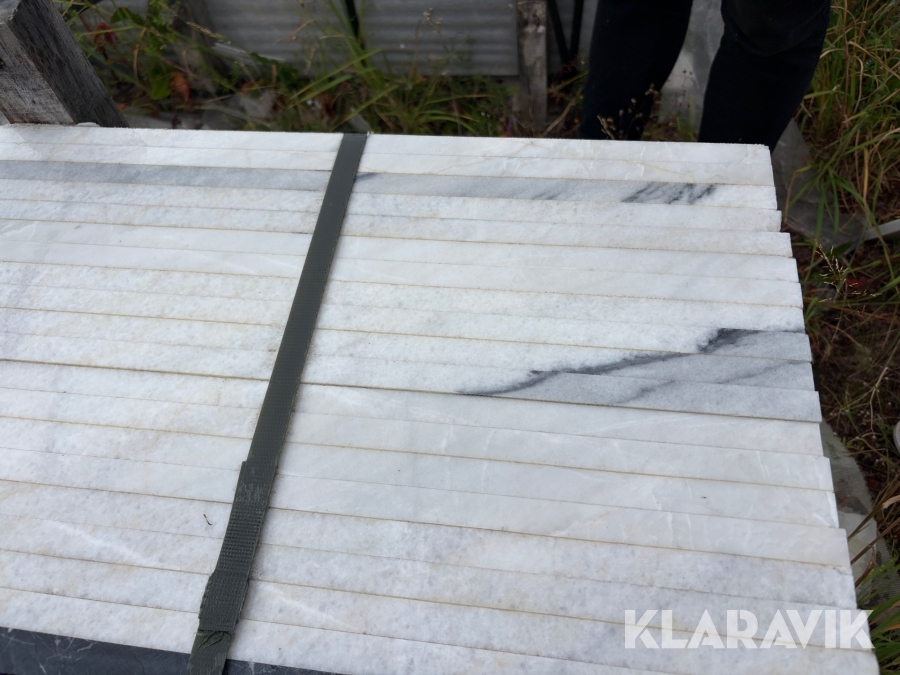 Bänkskivor i marmor Carrara ca 56 st