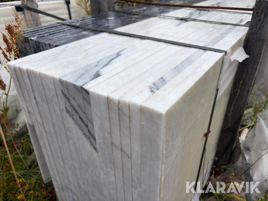 Bänkskivor i marmor Carrara ca 56 st