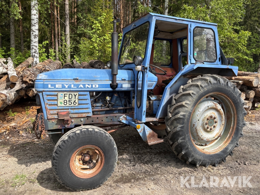 Veterantraktor Leyland 384