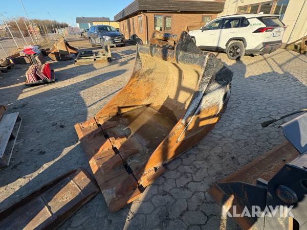 Grävskopa med tänder & skopstål  S70