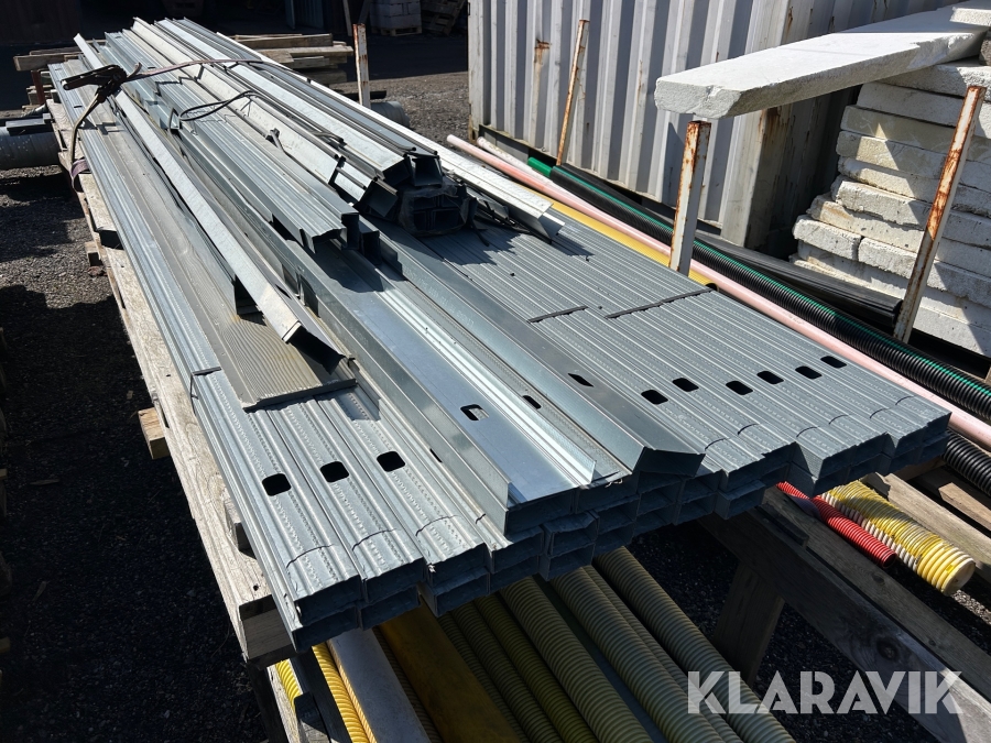 Stålreglar ca 46 st