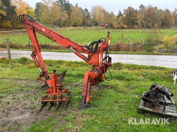 Grävaggregat T 400 S.I 3-Punkt med skopa grep och rotor.