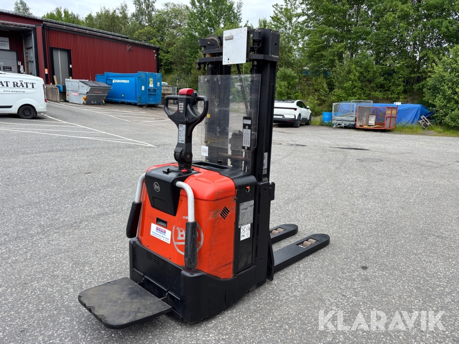 Ledstaplare BT SPE125L trippel frilyft 4150mm