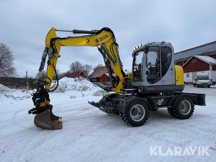 Grävmaskin Wacker Neuson EW100 med tippvagn & skopor