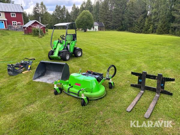 Redskapsbärare Avant 225 med flera redskap